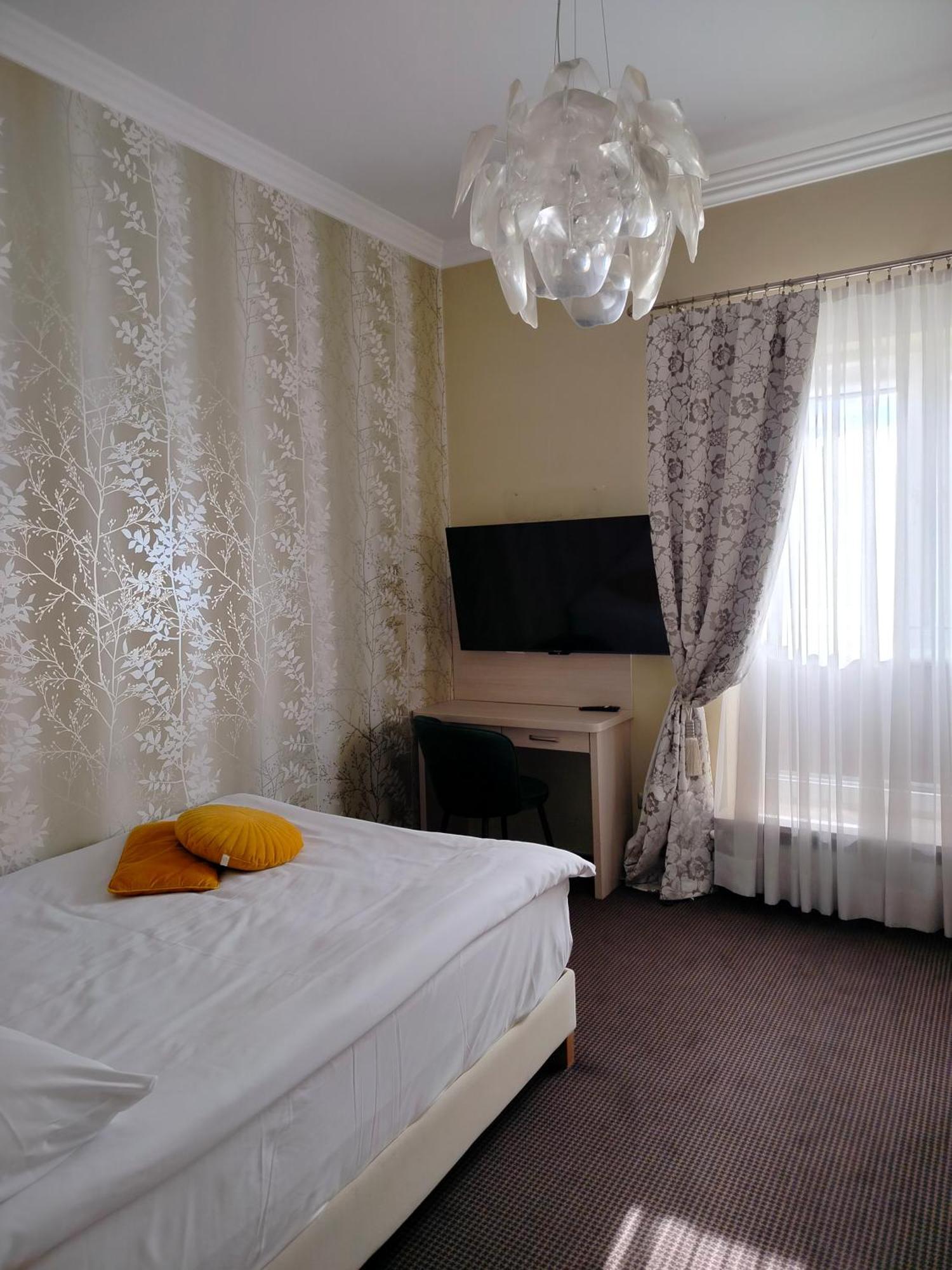 Hotel Sokolowska Airport Modlin Nowy Dwór Mazowiecki Стая снимка